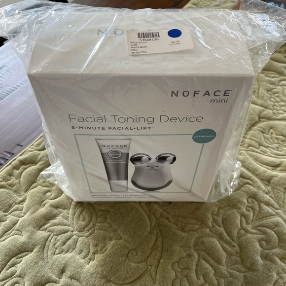 BRAND NEW IN BOX Nuface Mini - Picture 5 of 5